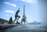 París registró temperaturas superiores a 40 °C y las autoridades reportaron un aumento de la mortalidad en la capital francesa.