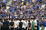 Los jugadores de Japón hicieron noble gesto con su afición