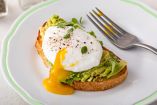 Truco para hacer huevos pochados perfectos