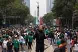 Todavía faltan varias horas para que ruede el balón en el Estadio Ciudad de México, pero la fiesta mundialista ya se juega en las calles