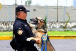 En la ceremonia de jubilación cada agente K9 fue identificado mediante la lectura de su microchip