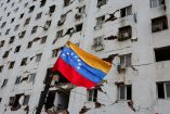 Las autoridades reportaron además 16 mil 740 heridos y 17 mil 907 personas sin hogar.