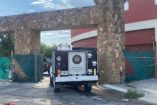 El cuerpo de un hombre en avanzado estado de descomposición fue localizado al interior de una habitación del Motel Nueva Castilla, en el municipio de Escobedo, en Nuevo León.