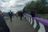 Un hombre arribó al sitio, se identificó como familiar del involucrado y agradeció a los agentes por salvarlo