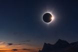 El eclipse solar total permitirá observar dos sorprendentes destellos antes y después de la totalidad