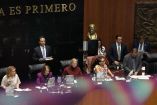 El universo total de la estructura en los grupos parlamentarios en el Senado se compone de 64 puestos.
