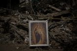 El sismo de magnitud 7.4 provocó daños en viviendas, hospitales, escuelas y carreteras de Colombia y mantiene a cientos de familias desplazadas.
