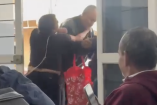Una mujer agredió con golpes en la cabeza a un policía que intervenía en una riña en la Central de Autobuses de Calpulalpan, Tlaxcala.