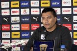 Esteban González en conferencia de prensa