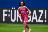 Marc Cucurella disputó sus primeros minutos como jugador del Real Madrid durante el triunfo ante Schalke 04.