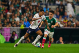 El juvenil mexicano contó que acordó el intercambio con la figura inglesa antes de comenzar el duelo entre México e Inglaterra en el Mundial 2026.
