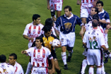Pelea entre Pumas y Necaxa