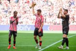 Homenaje a Williams, Laporte y Simón en San Mamés.