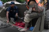 Las inundaciones en la frontera del Himalaya entre Nepal y el Tíbet arrasaron pueblos, carreteras y proyectos energéticos, dejando más de 90 muertos.