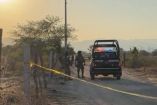 Una patrulla en el sitio donde fue ejecutada la exregidora Natasha Guiedani Gutiérrez Ruiz