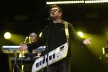 Conoce dónde puedes celebrar las fiestas patrias con un concierto de Aleks Syntek.