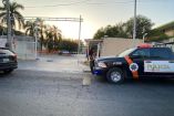 policías