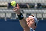 Ignacio Buse consiguió su primera victoria en un US Open, luego de vencer al estadunidense Marcos Giron por 3-6, 6-3, 6-3, 6-7 (6/8) y 6-1