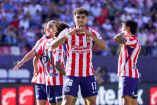 Chivas obtuvo la victoria por goleada ante San Luis