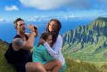 Mauricio Ochmann, Aislinn Derbez y su hija en Hawai