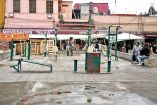 La rehabilitación de plazas y parques en el corazón de la capital incluye cambio de mobiliario.