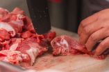Veintitrés productos, entre ellos chuletón y costillas de res, están afectados.