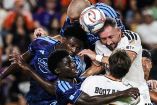 Héctor Herrera fue expulsado durante la derrota del Houston Dynamo ante Sporting Kansas City tras un altercado con Taylor Calheira.