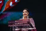 Ante 10 mil personas en el Auditorio Nacional, Brugada recordó que ella empezó su trayectoria como luchadora social y después se incorporó a la política.