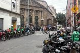 Motociclistas protestan contra prohibición del transporte de pasajeros en moto