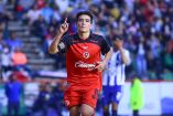 Gilberto Mora debutó el 18 de Agosto de 2024 en la Liga MX, frente a Santos.