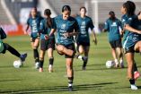 Rebeca Bernal durante un entrenamiento con la selección mexicana femenil.