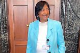 Navi Pillay, reacciona tras recibir la noticia de que ganó el Nobel de la Paz 2026.