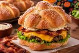 Hamburguesa de pan de muerto