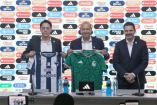 Enrique Nieto, vicepresidente de selecciones FMF, Pedro Esquivel, presidente de administración del Club Monterrey, y Duilio Davino, director de selecciones varoniles FMF.