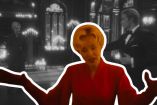 Montaje de Jessica Lange vestida de rojo sobre una escena en blanco y negro con velas y personajes de American Horror Story 13.