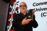 Entrega de la Medalla de la Filmoteca de la UNAM al director Alfonso Cuaron dentro de las actividades del Festival Internacional de Cine de Morelia Foto: Elizabeth Velazquez