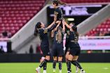 Chivas femenil durante el partido ante el Necaxa.