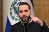 Bukele publicó en X un video de vehículos militares que, según dijo, corresponde a la operación de rescate.