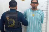 Un hombre celoso amenazó con un machete al hijo de su vecino y le prendió fuego a una tienda de abarrotes porque el GPS del celular de su esposa le marcaba que estaba en ese sitio.