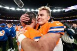 Bo Nix no ha alcanzado el nivel que tuvo hasta antes de sufrir la lesión en el tobillo en la pasada final de la Conferencia Americana.
