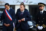 Emmanuel Macron viajó a Trappes y calificó el tiroteo de atentado terrorista racista.