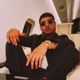 Un juez federal frenó de manera temporal la orden de arresto contra Natanael Cano en Sonora.