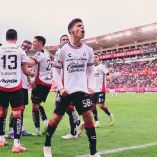 Alfonso González hizo el único gol del partido en el Estadio Victoria.