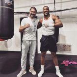 Hearn se ha encargado de la carrera de Joshua desde sus comienzos en el boxeo profesional.