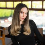 La cantante cambió de look para la nueva serie en la que participa