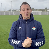 Andrés Guardado dio la bienvenida a Álvaro Fidalgo tras su llegada al Betis.