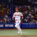 Michael Wielansky volvió a ser clave con el bat y lidera el torneo en imparables tras el triunfo de Charros sobre Tomateros en Zapopan.