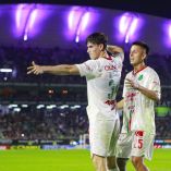 Luis Romo salió lesionado previo a enfrentar al América en la Liga MX; Chivas mantiene paso perfecto.