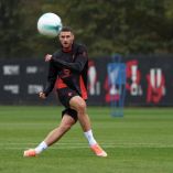 Santiago Gimenez está cerca de regresar con el Milan.