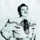 El cantante encabezó una lucha por los derechos de los compositores durante la fiebre mundialista.